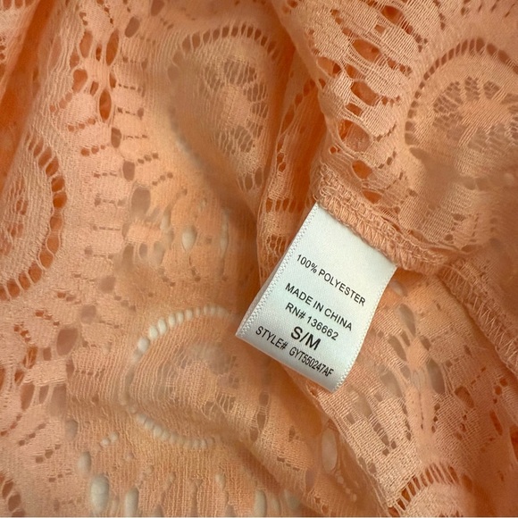 NWOT Francesca's Marilyn Lace Swim Cover Up - Picture 4 of 5